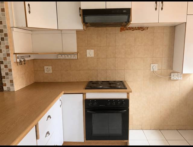 3 BEDROOM APARTMENT FOR SALE IN VEREENIGING CENTRAL